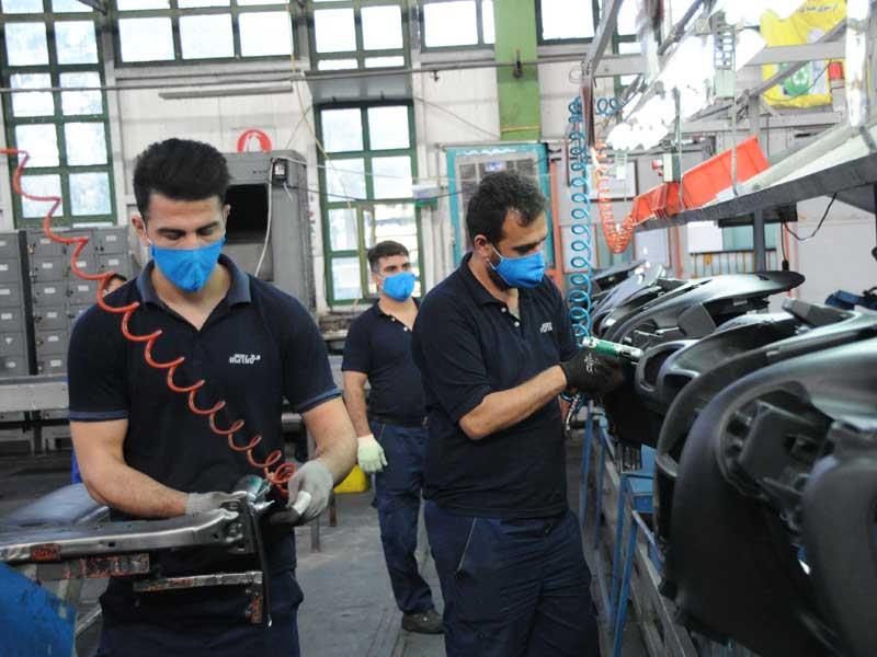 کاهش ارزبری ۱۳۸ میلیون یورویی تولید در گروه صنعتی ایران خودرو