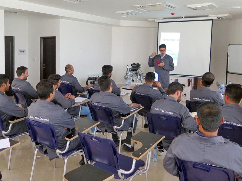دومین دوره آموزش تخصصی ویژه برق کاران در مرکز آموزش کارمانیا برگزار شد