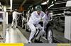افزایش حقوق کارگران صنعت خودروی ژاپن 