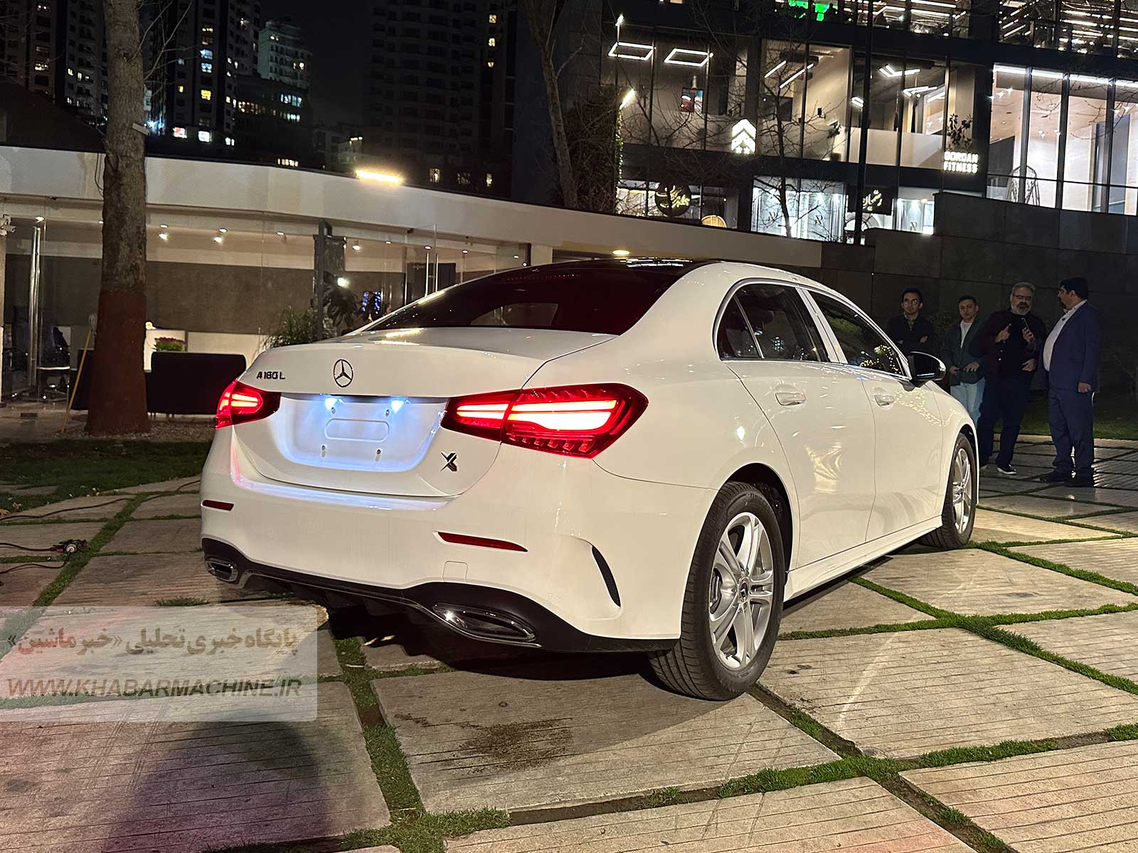 مرسدس بنز A180