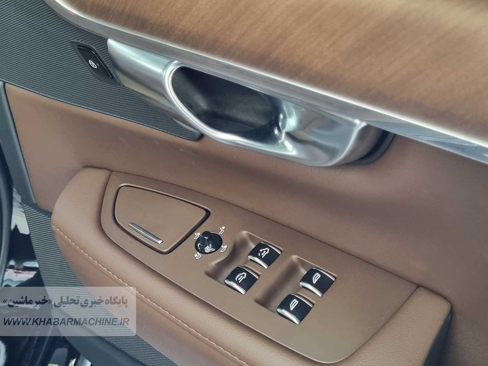 ولوو S90